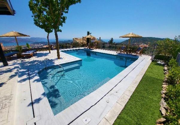 "Stergiou Luxury Apartments" Με Κοινη Πισινα Saronida Exterior photo